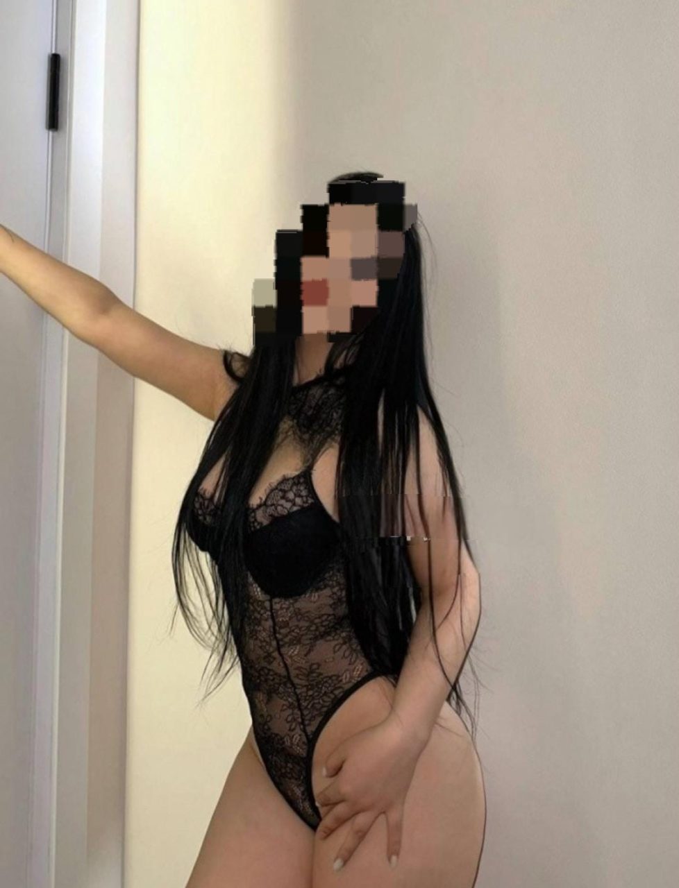 Ainyraaa, 19